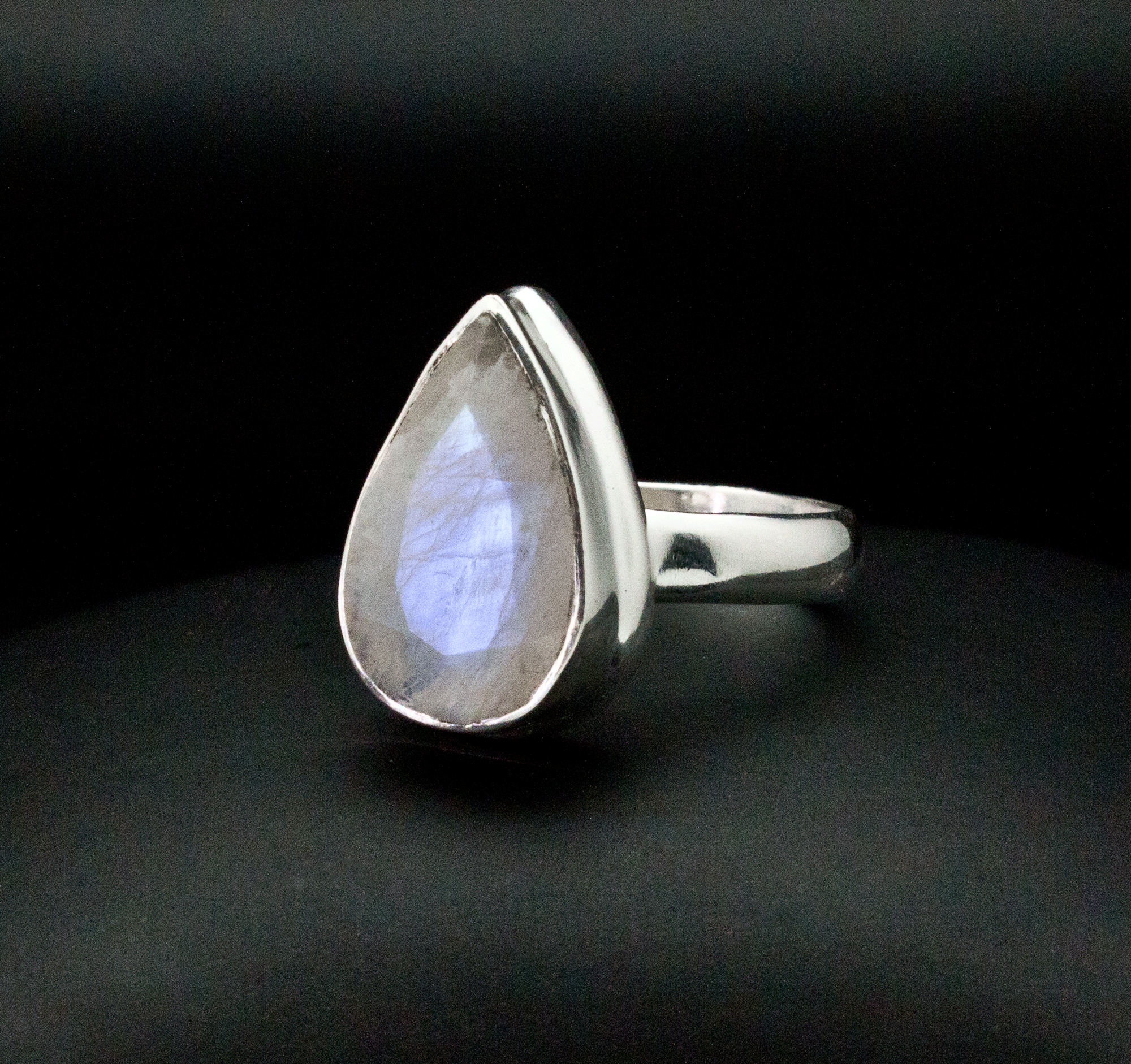 Sterling Silver Moonstone Ring Size 8