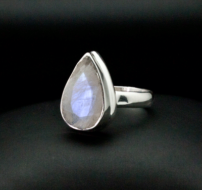 Sterling Silver Moonstone Ring Size 8