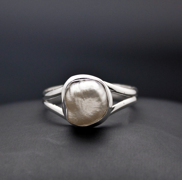 Sterling Silver Pearl Ring Size 8