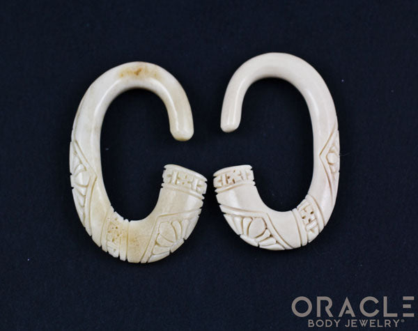 Carved Oval Hoops