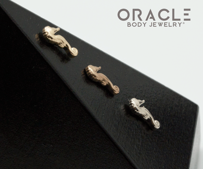 14k Gold Sea Pony Threadless End (Right Facing)