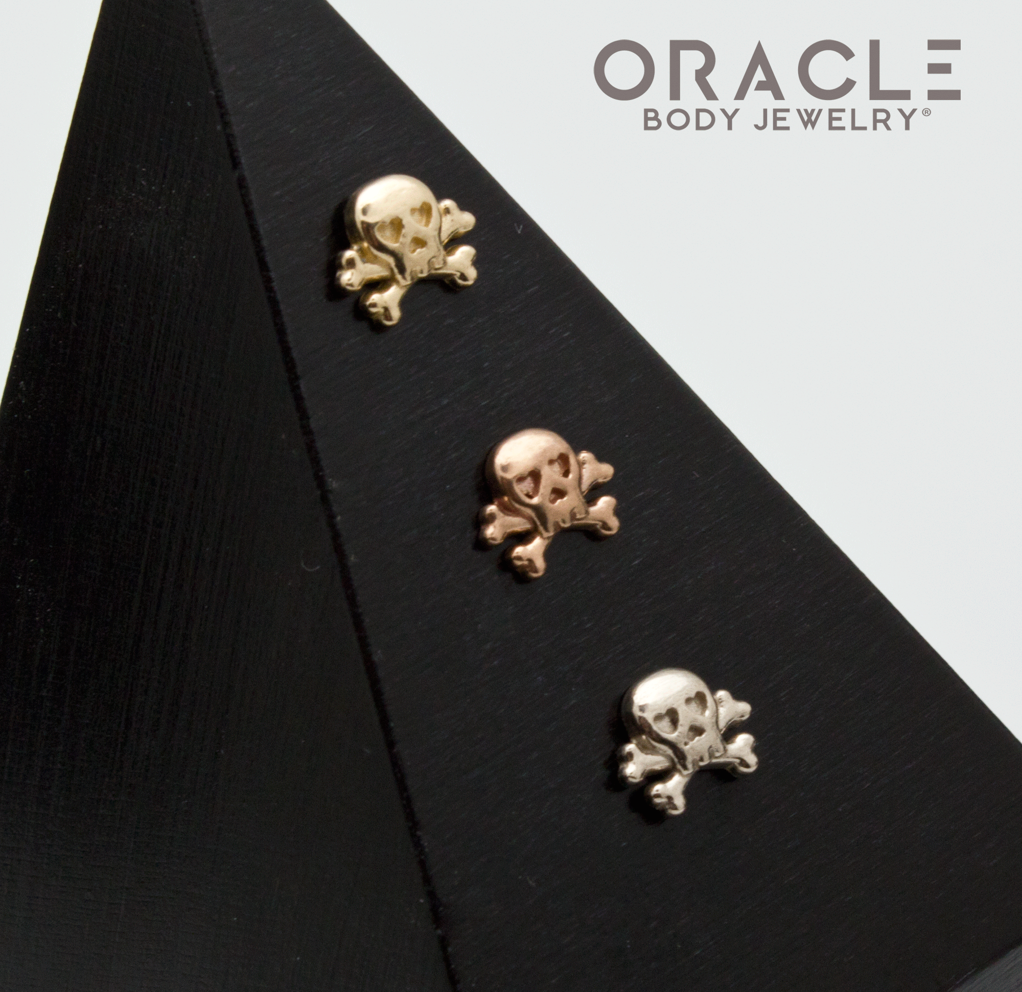 14k Gold Jolly Roger Threadless End
