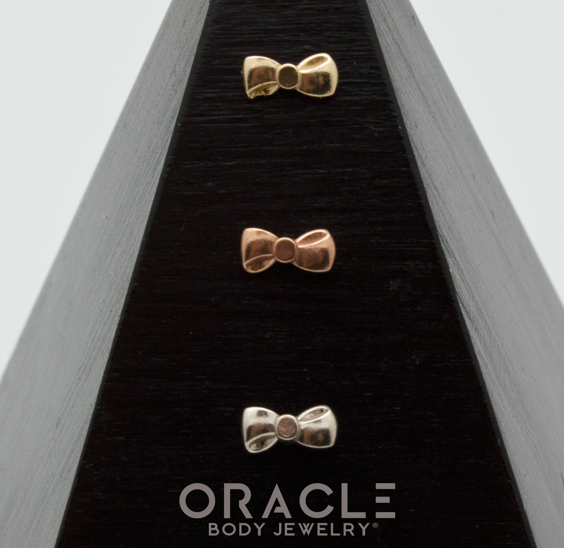 14k Gold Cutie Bow Threadless End