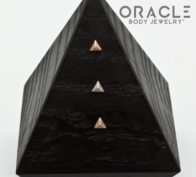14k Gold Pyramid Threadless Ends